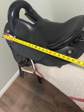 Load image into Gallery viewer, 15.5” Specialized Adjustable Endurance Saddle