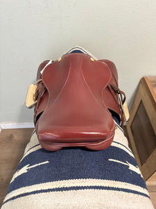 16.5” Kincade Close Contact AP English Saddle