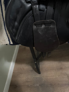 17.5” Albion Legend 5000 Dressage Saddle