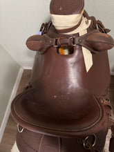 Load image into Gallery viewer, 14.5 JCM Wade Western Saddle