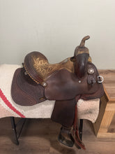 Load image into Gallery viewer, 14” Double J Western Barrel Saddle