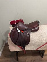 Load image into Gallery viewer, 17" CWD 2GS 2023 Jump Saddle