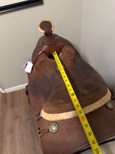 Load image into Gallery viewer, 14.5” Art Hugenburger Western Saddle