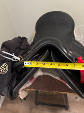Load image into Gallery viewer, 19” Reactor Pannel VSD Summit Dressage Saddle