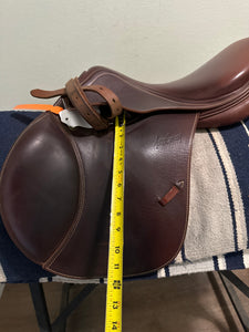 17” Prestige Jump Saddle