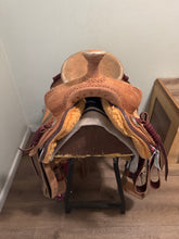 Load image into Gallery viewer, 15.5” Corriente Western Saddle