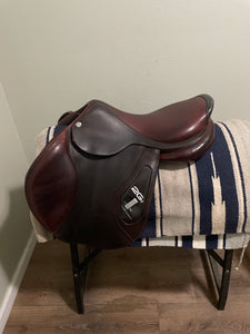 17.5” CWD 2Gs Jump Saddle