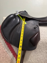 Load image into Gallery viewer, 18” Prestige X Advanced Monoflap  Saddle