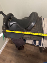 Load image into Gallery viewer, 16.5” Big Horn Hybrid Western Saddle