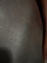 Load image into Gallery viewer, 17.5” Devoucoux Biarritz 2A Jump Saddle