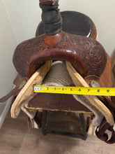 Load image into Gallery viewer, 16” Circle Y Barrel Saddle