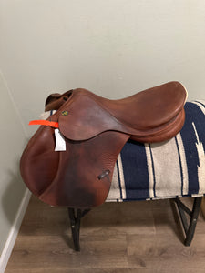 17.5” Prestige Jump Saddle