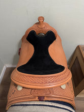 Load image into Gallery viewer, 17” Sterling Custom Goldmine Western Saddle