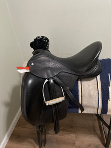 17.5” Custom Coronado Monoflap Dressage Saddle