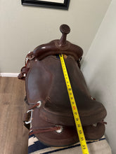 Load image into Gallery viewer, 17” Jays Custom Leather Western Saddle