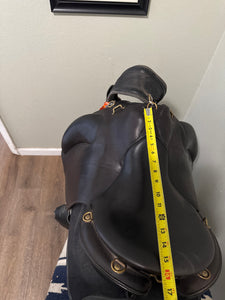 17” Gaston Mercier Endurance Saddle