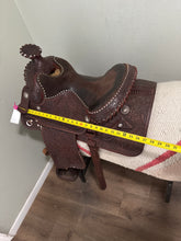 Load image into Gallery viewer, 15” Victor Quality Western Saddle
