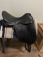 Load image into Gallery viewer, 18” Michael Corcoran Artisan Dressage Saddle