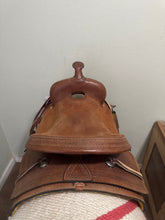 Load image into Gallery viewer, 15” Suede Ranch Cutting Saddle
