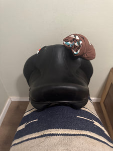 17” Voltaire Adelade 2017 Dressage Saddle