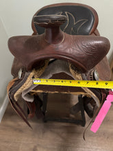 Load image into Gallery viewer, 15” Simco Western Saddle