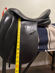 17.5” JRD Bella Dressage Saddle