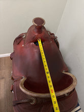 Load image into Gallery viewer, 17” Wades Diamond K Western Saddle