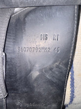 Load image into Gallery viewer, 17.5” Karl Nuerdersuss Dressage Saddle