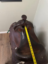 Load image into Gallery viewer, 16” Circle Y Western Saddle