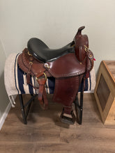 Load image into Gallery viewer, 15” Imas Gaited Saddle