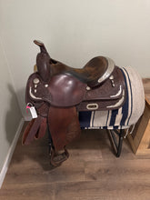 Load image into Gallery viewer, 15.5” Circle Y Equitation Saddle