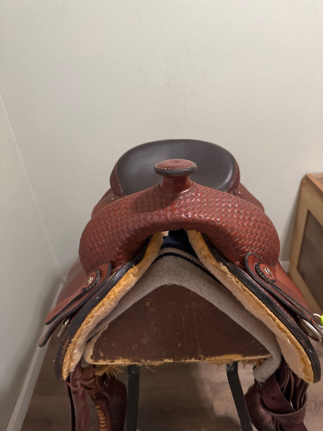 18” Frontier Western Saddle