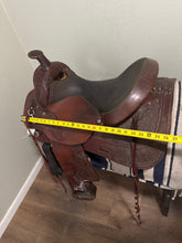 Load image into Gallery viewer, 16” Circle Y Trail Western Saddle