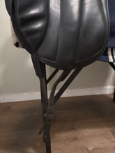 Load image into Gallery viewer, 17.5&quot; Devoucoux Milady Monoflap Dressage