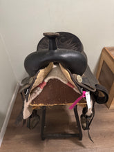 Load image into Gallery viewer, 16” Wintec Western Saddle