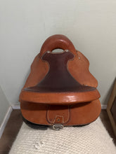 Load image into Gallery viewer, 16” Adjustable Endurance Saddle