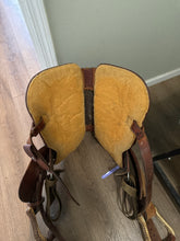 Load image into Gallery viewer, 14” Sharon Camarillo Court&#39;s Western Saddle