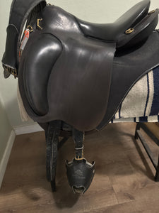 17” Gaston Mercier Endurance Saddle