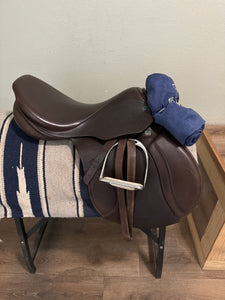 17” Stubben Roxanne Jump Saddle