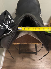 Load image into Gallery viewer, 18.5” Custom Dressage Saddle