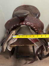 Load image into Gallery viewer, 15” Smith Saddlery Western Saddle