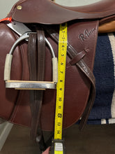 Load image into Gallery viewer, 17” Rodrigo Pessoa Jump Saddle