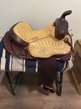 Load image into Gallery viewer, 14” Round Skirt Western Saddle