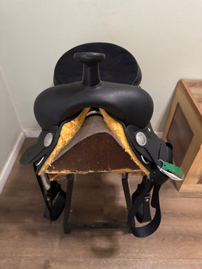 16” Wintec Synthetic Western Saddle