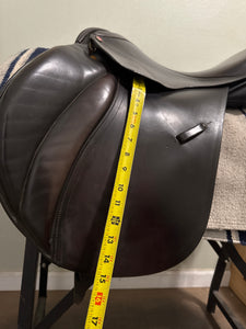 17.5” Albion Legend 5000 Dressage Saddle
