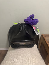 Load image into Gallery viewer, 18” DT Saddlery Dressage Saddle