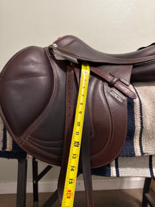 17.5” CWD 2022 SE3 Jump Saddle