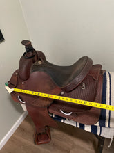 Load image into Gallery viewer, 16” Fronteir Saddlery Western Saddle