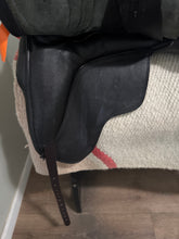 Load image into Gallery viewer, 17.5” JRD Custom Dressage Saddle