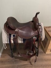 Load image into Gallery viewer, 17” Jays Custom Leather Western Saddle